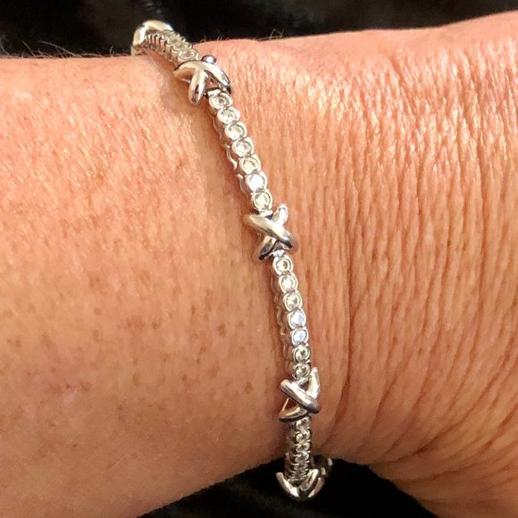 Jewelry - 14K White Gold X&O Bar Link Tennis Bracelet